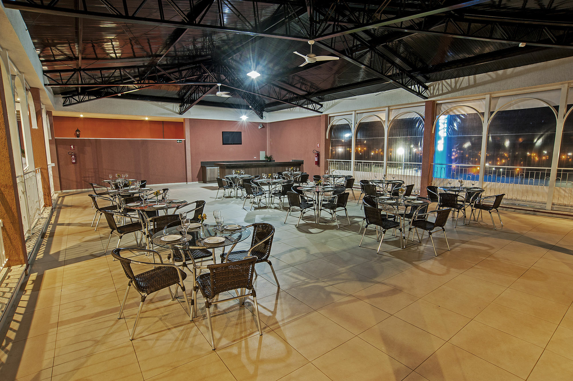 The Hill Hoteis Executive Sao Carlos  Exterior photo